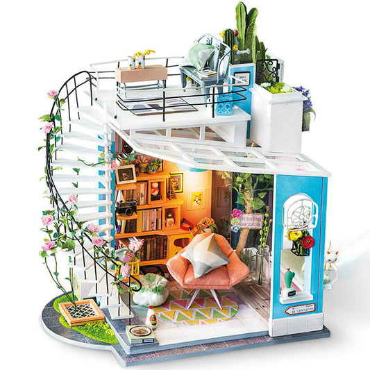 Dora's Loft Miniature House Robotime--