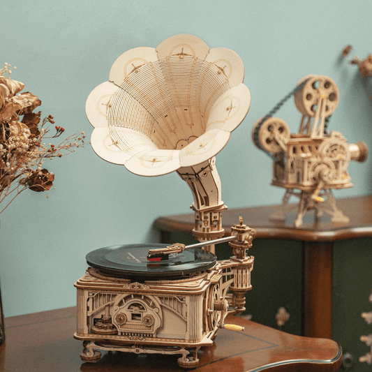 Retro gramophone mechanical wooden puzzle-Robotime--