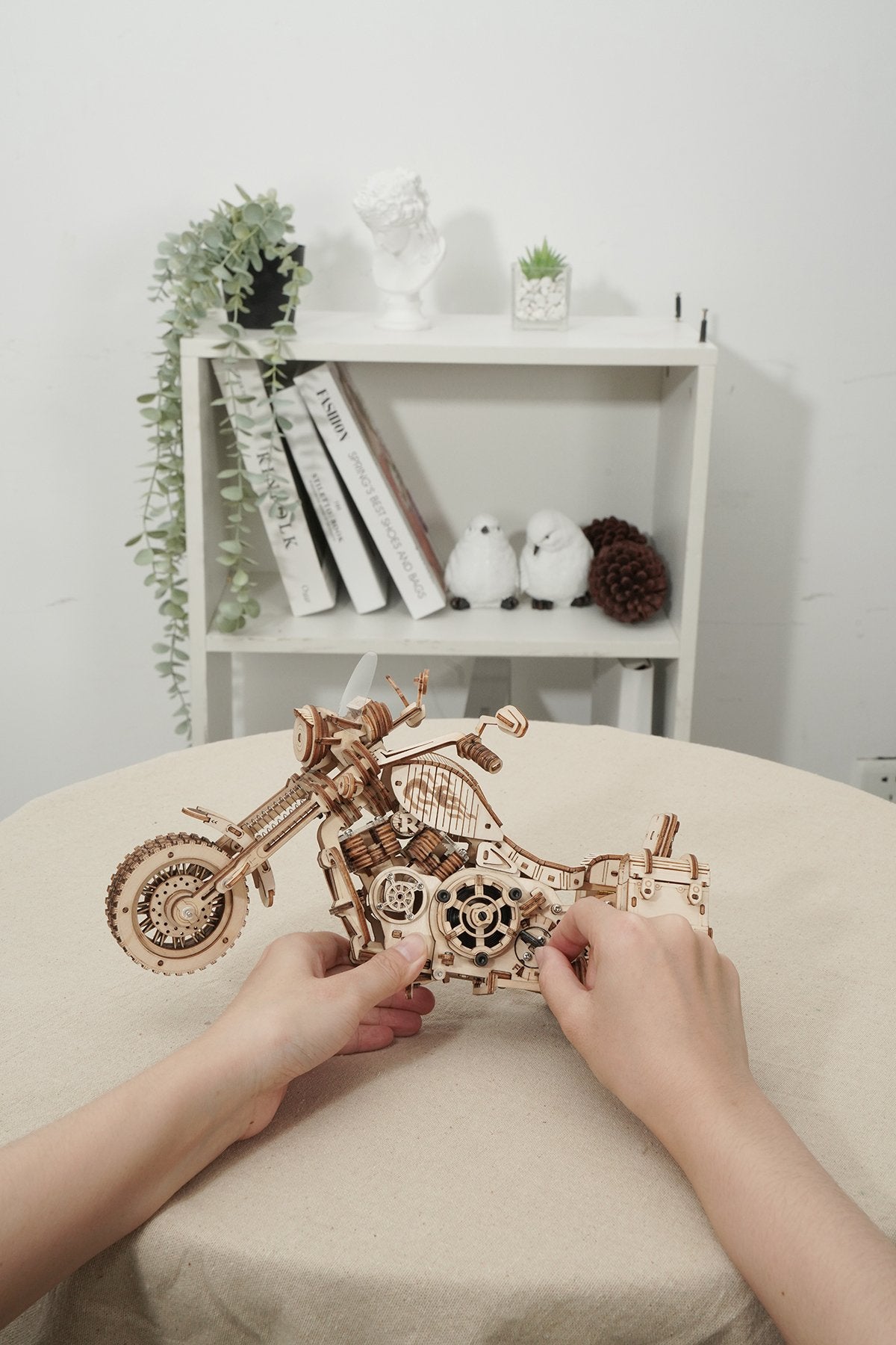 Cruiser Motorcycle-3D Puzzle-Robotime--